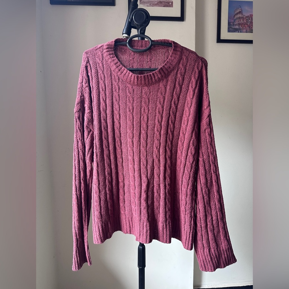 Light Cableknit Sweater - Picture 1 of 4